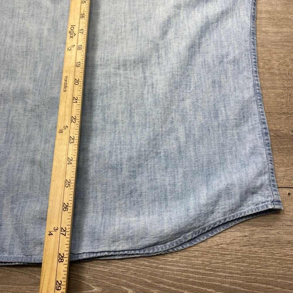 Banana Republic Button Down Shirt Mens M Blue Slim Fit Chambray Denim Fade